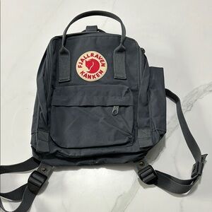 Kånken Black Backpack